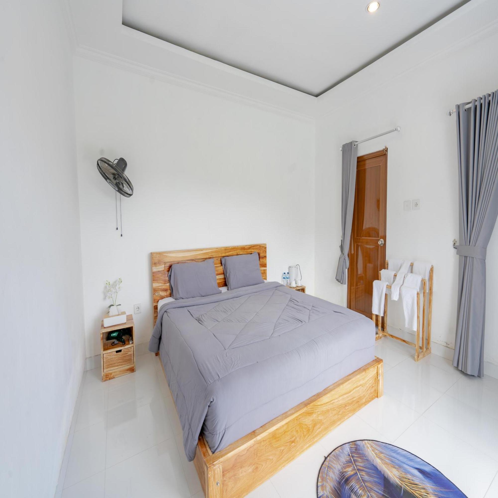 Batur Kencana Villa Mitra Reddoorz Baturaja  Exterior photo